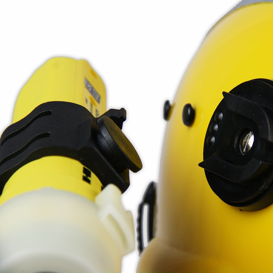 Firefighter Flashlight Adalit L5R Plus 3