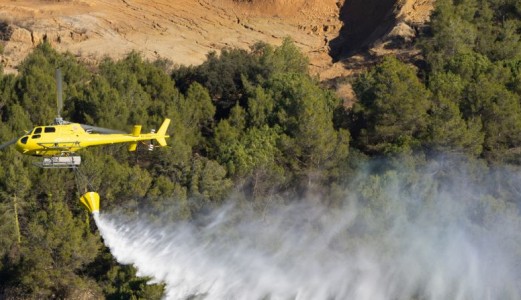 Water Hog vs Traditional Helicopter Buckets: Which Aerial Firefighting System is Right for Your Operation?