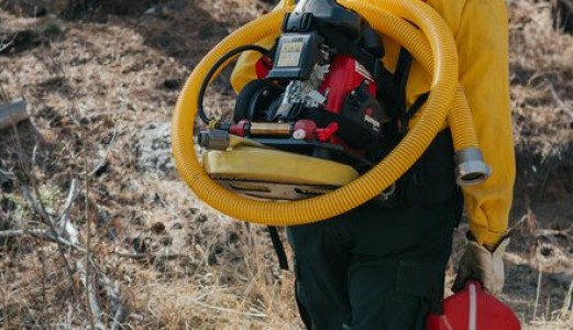 Portable wildland fire pumps: what they are and how they work